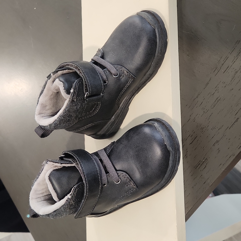 Cat & Jack toddler boots